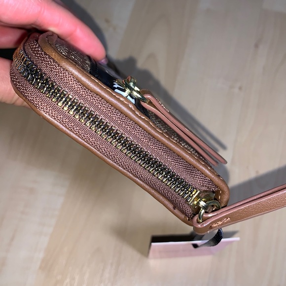 JUICY COUTURE GOTHIC STATUS Our Zips Large Wallet - Picture 5 of 6